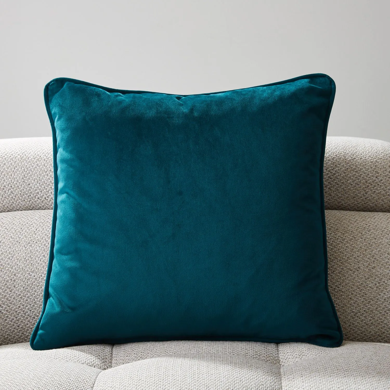 Remi Dark Green Velvet Cushion 