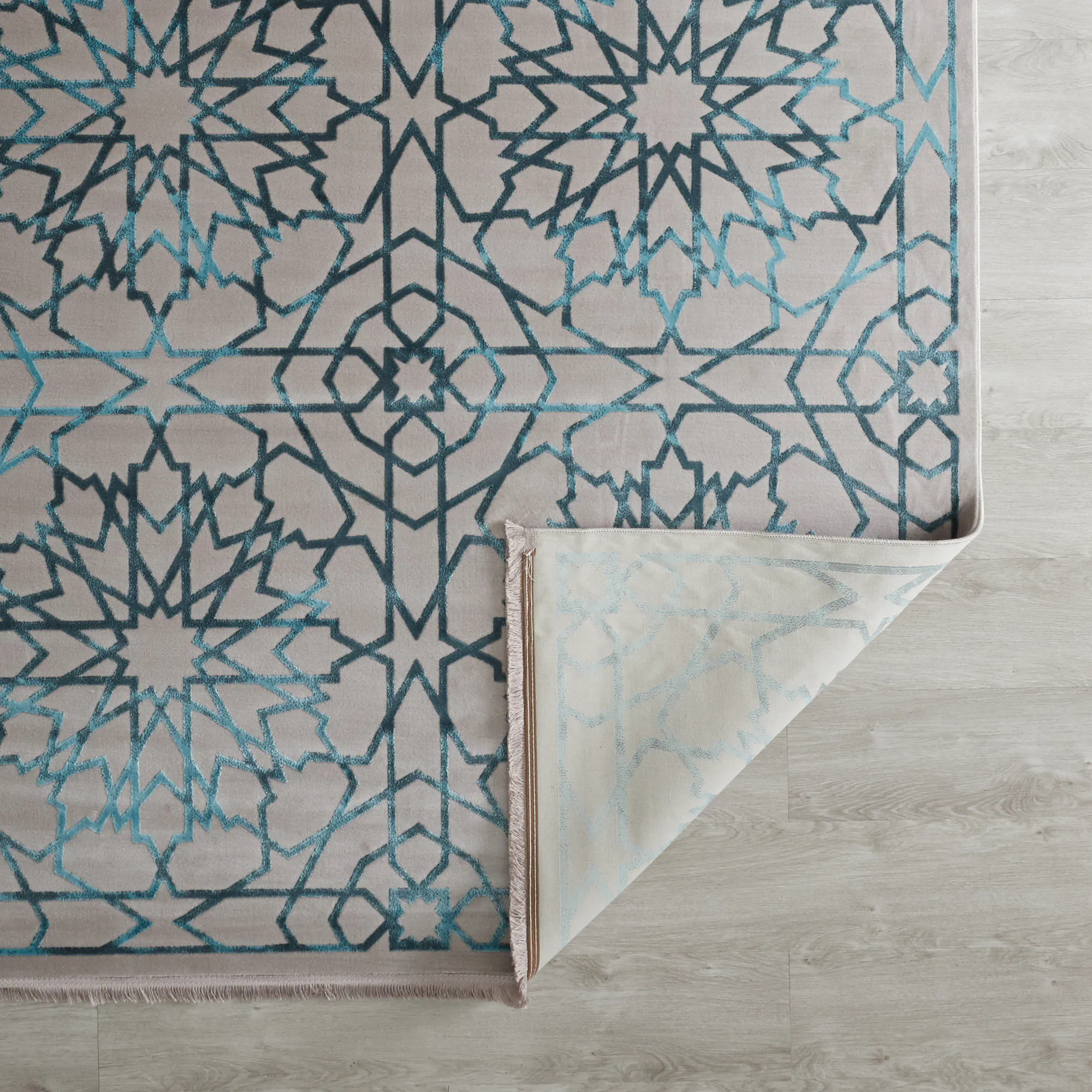 Blue Arabesque Floor Rug - Medium 200cm x 300cm