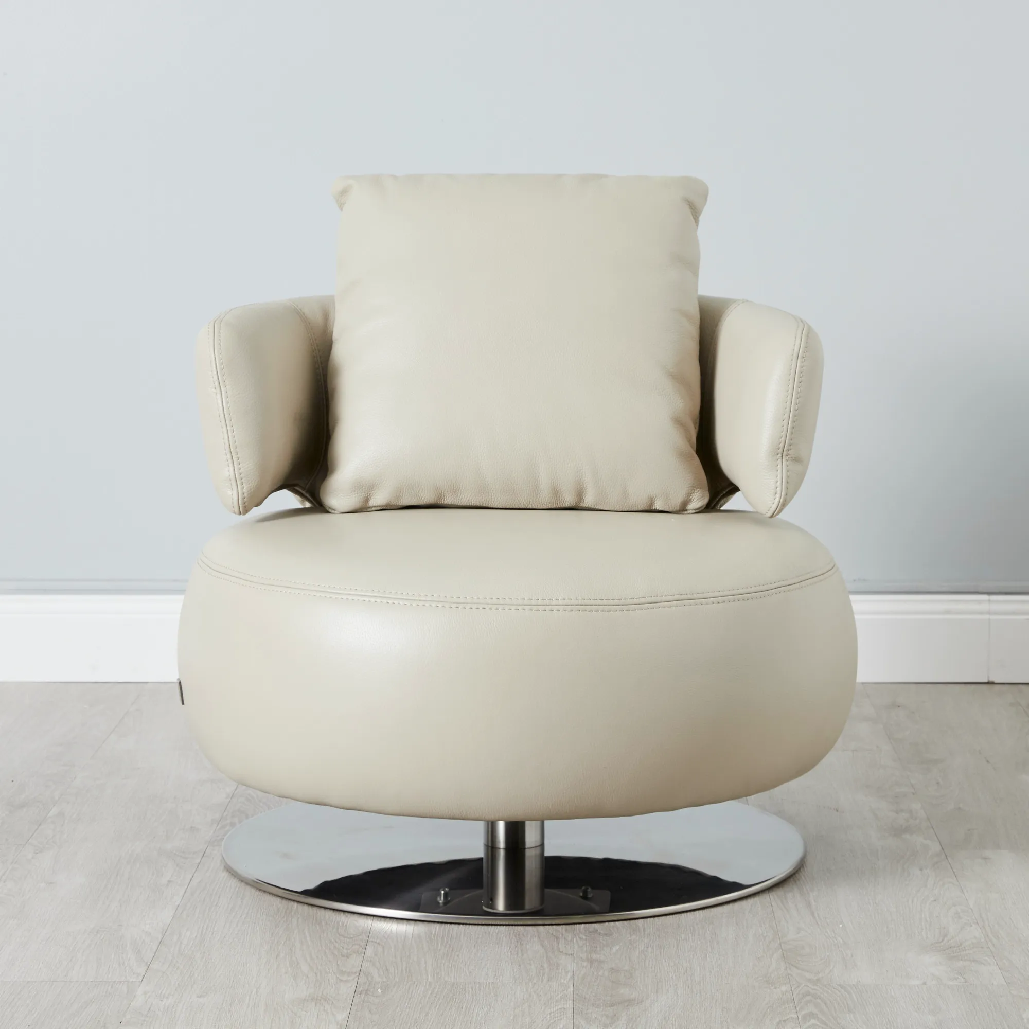 Vermont Almond Cream Leather Chair