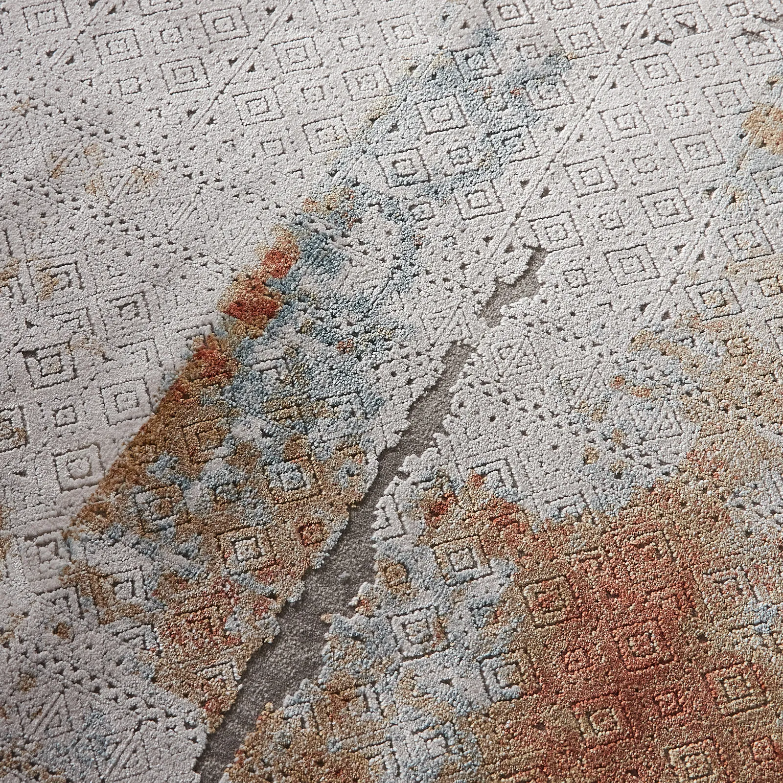 Nora Floor Rug - Small 160cm x 230cm