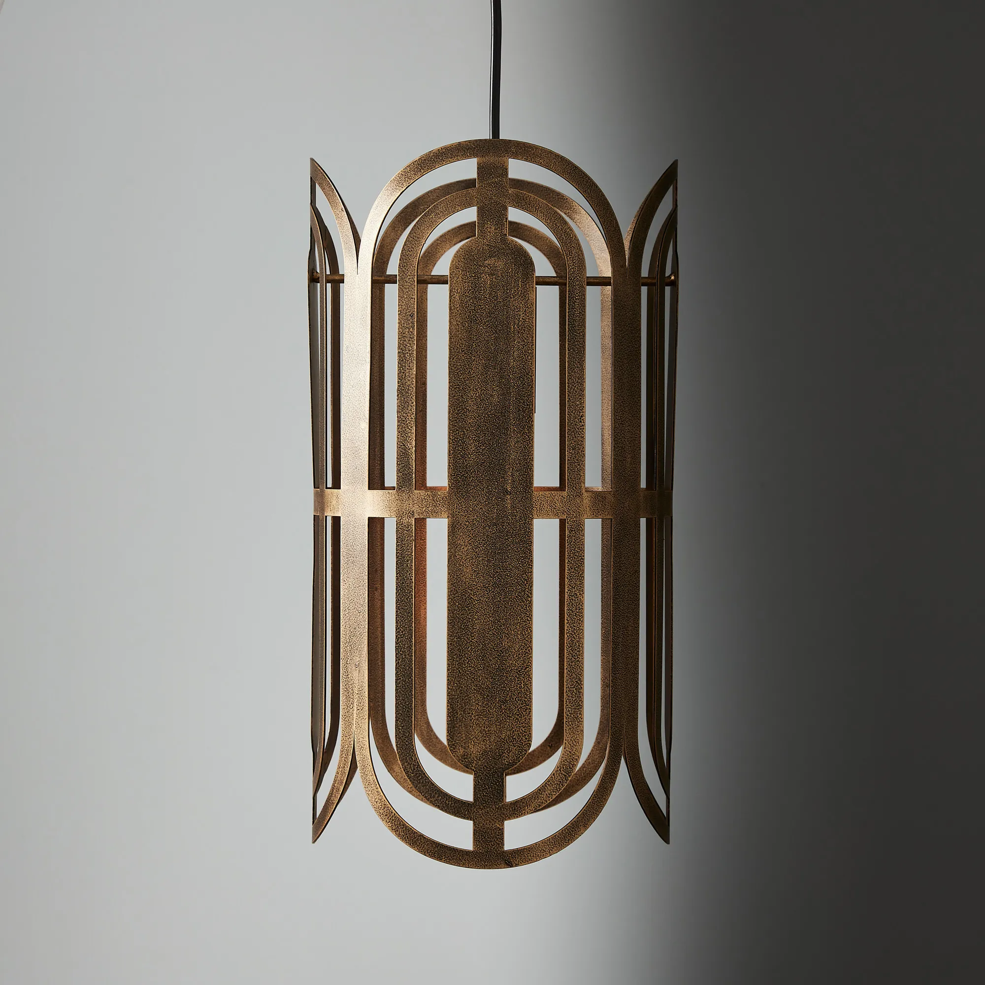 Edith Antique Gold Metal Oval Link Pendant - Large